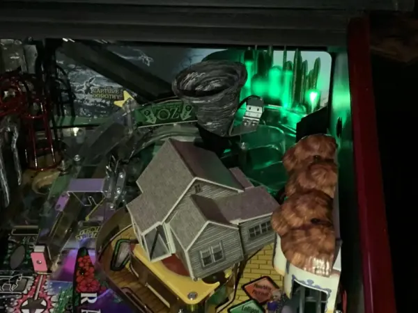 Wizard Of Oz Illuminated Emerald City Mod - Image 3