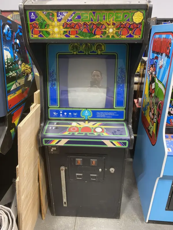 ARCADE GAMES WAITING FOR RESTORATION - Image 2
