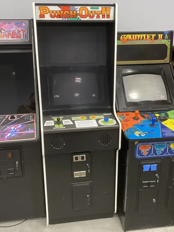 ARCADE GAMES WAITING FOR RESTORATION