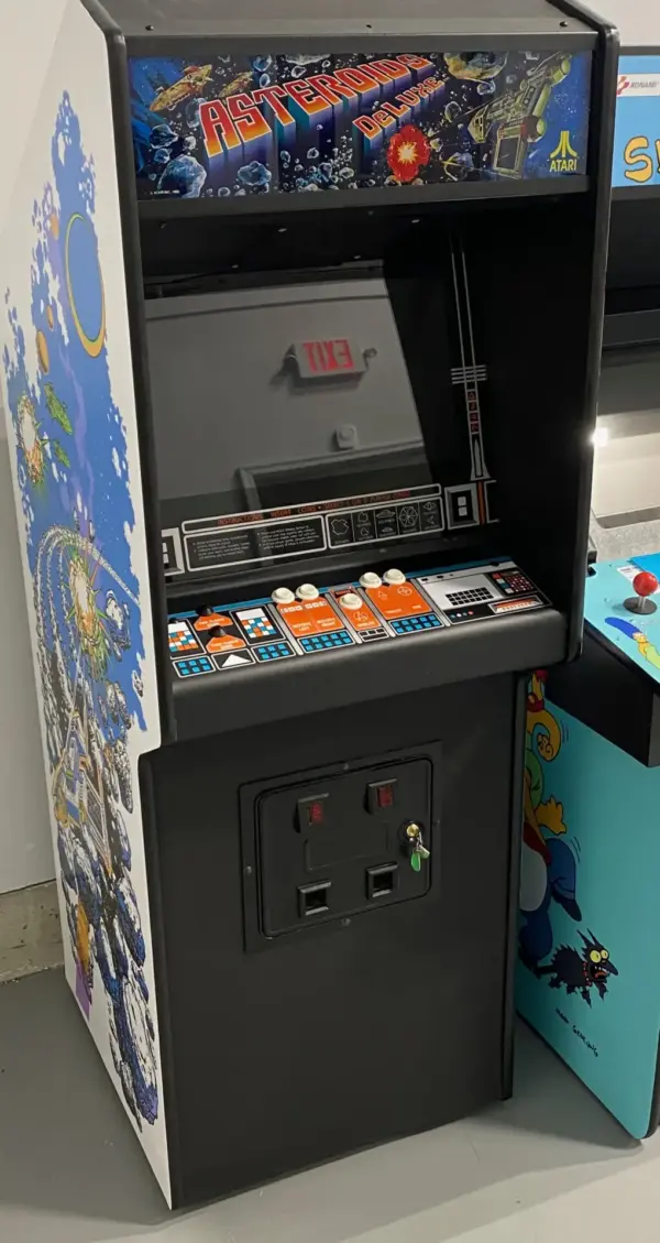 Original Restored Atari Asteroids Deluxe