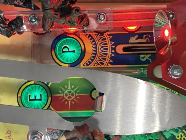 99% Perfect Original LOTR Pinball Machine With Topper - Image 38