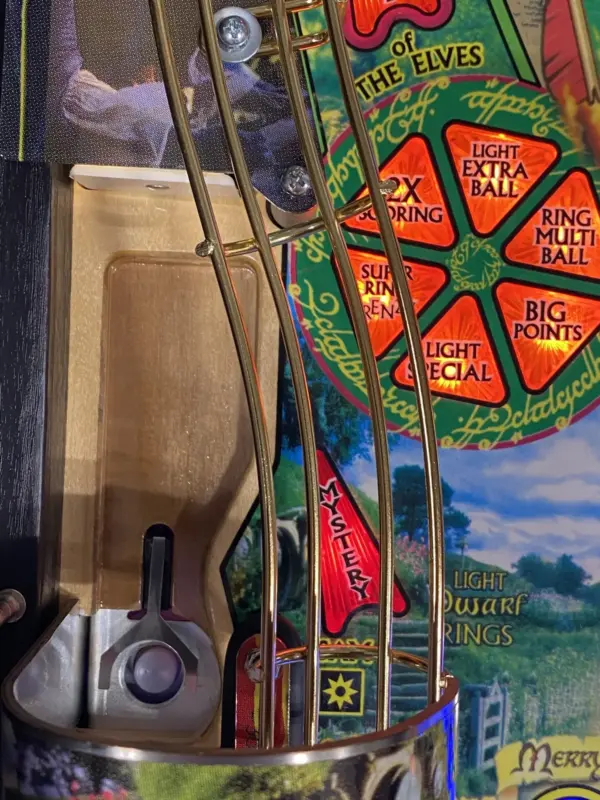 99% Perfect Original LOTR Pinball Machine With Topper - Image 30