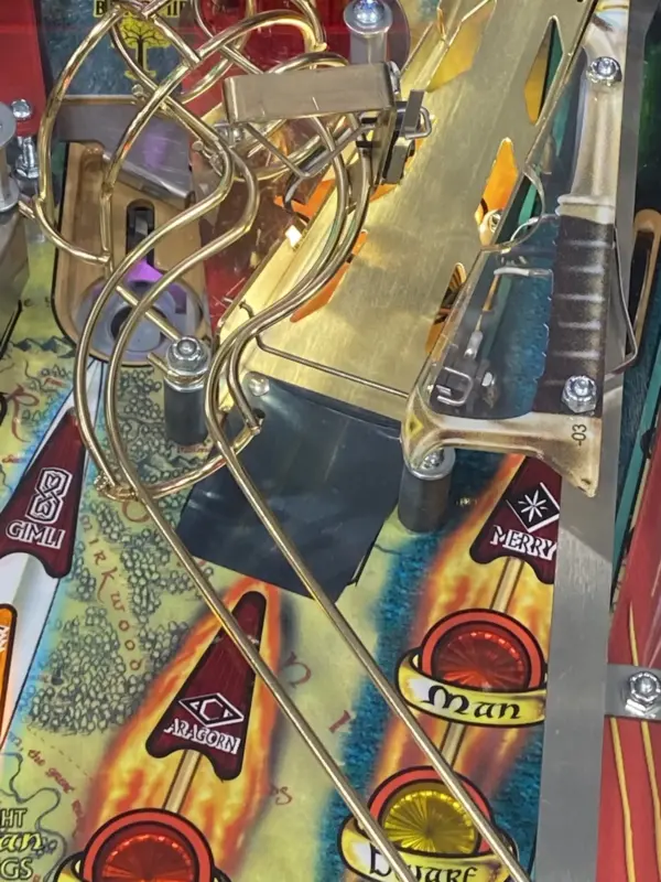 99% Perfect Original LOTR Pinball Machine With Topper - Image 17