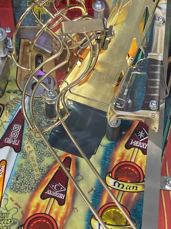 99% Perfect Original LOTR Pinball Machine With Topper - Image 14