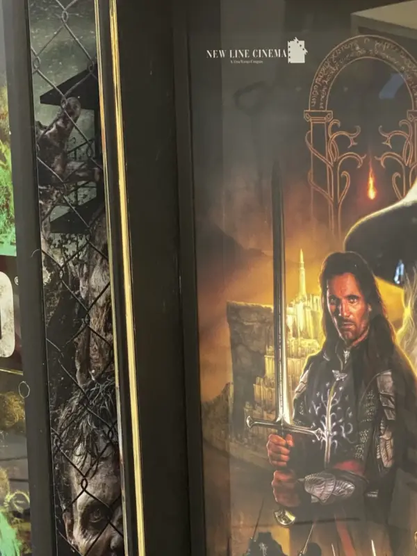 99% Perfect Original LOTR Pinball Machine With Topper - Image 3