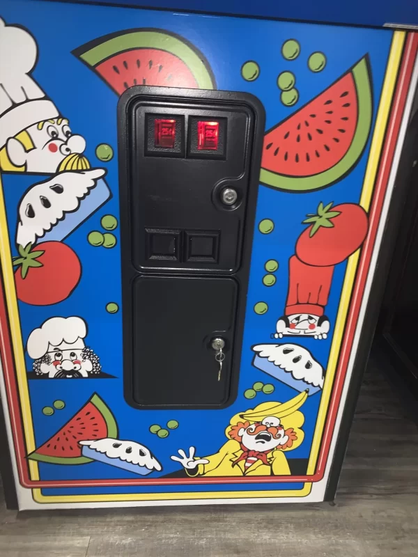 Food Fight Arcade Side Art Set w/ Striped Shirt - Image 4